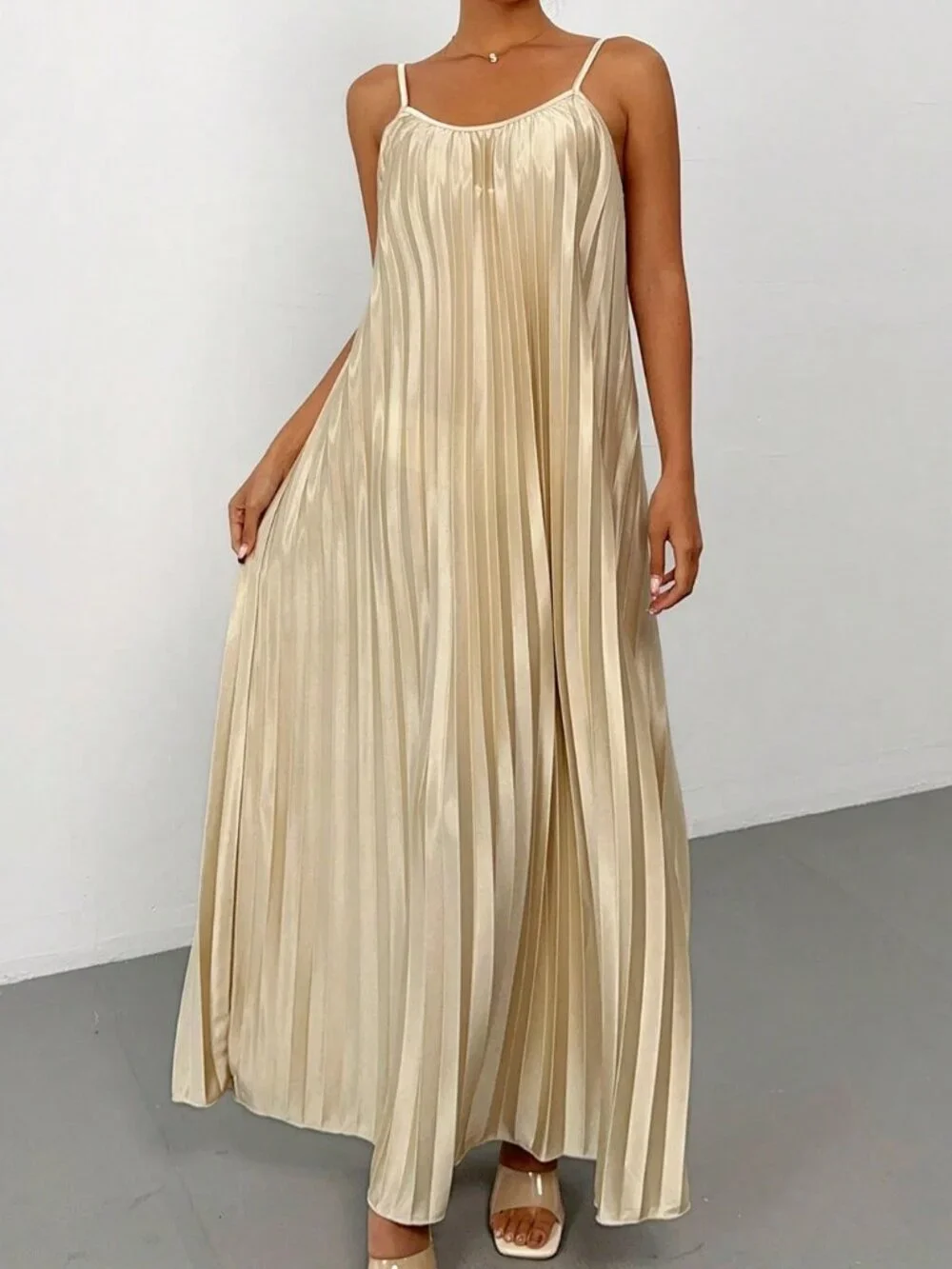 Khaki Casual Women's Elegant Pleated spaghetti straps flowy Maxi Dress